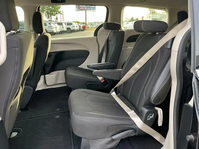 SEMINUEVOS CHRYSLER Voyager a Estados en autogozo