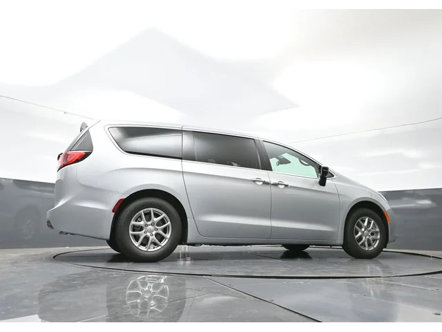 Nuevos CHRYSLER VOYAGER à Estados chez autogozo