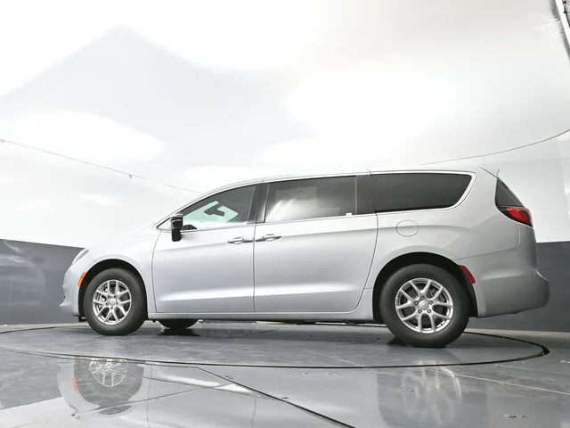 Nuevos CHRYSLER VOYAGER à Estados chez autogozo