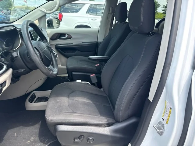 SEMINUEVOS CHRYSLER Pacifica a Estados en autogozo