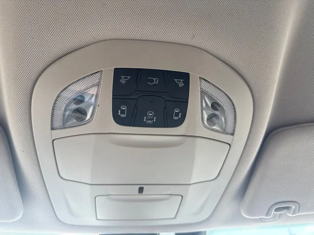 SEMINUEVOS CHRYSLER Pacifica a Estados en autogozo