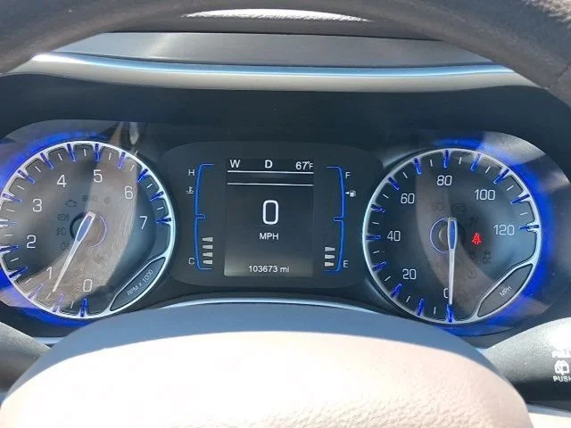 SEMINUEVOS CHRYSLER Pacifica a Estados en autogozo