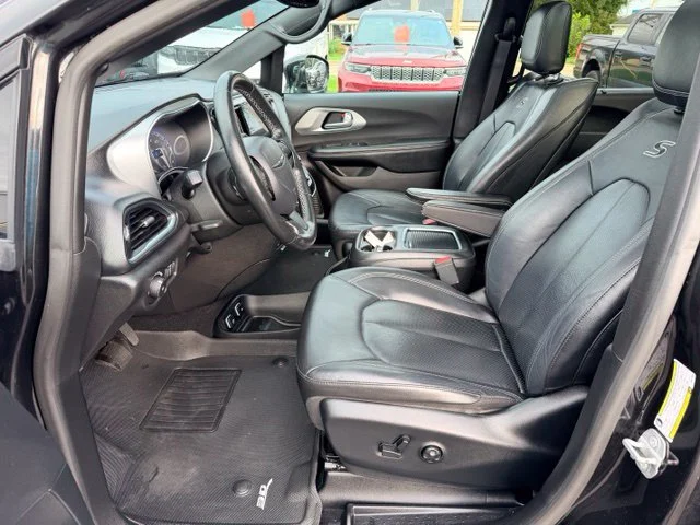 SEMINUEVOS CHRYSLER Pacifica a Estados en autogozo