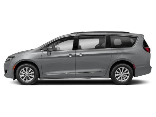SEMINUEVOS CHRYSLER Pacifica at Kennesaw, in Town Center Nissan