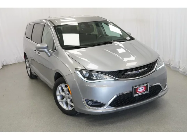 SEMINUEVOS CHRYSLER Pacifica a Estados en autogozo