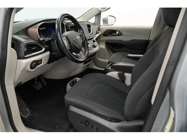 SEMINUEVOS CHRYSLER Pacifica a Estados en autogozo