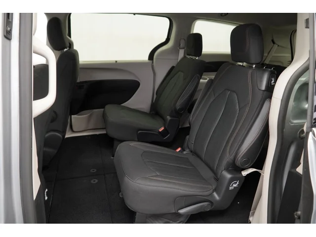 SEMINUEVOS CHRYSLER Pacifica a Estados en autogozo