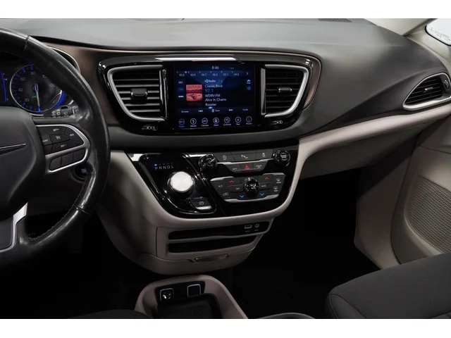 SEMINUEVOS CHRYSLER Pacifica a Estados en autogozo