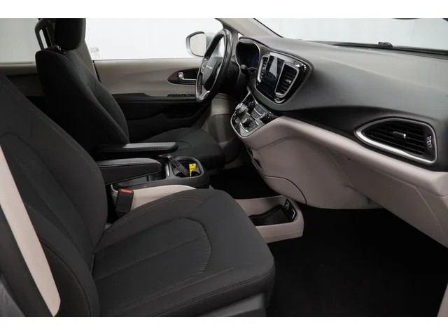 SEMINUEVOS CHRYSLER Pacifica a Estados en autogozo