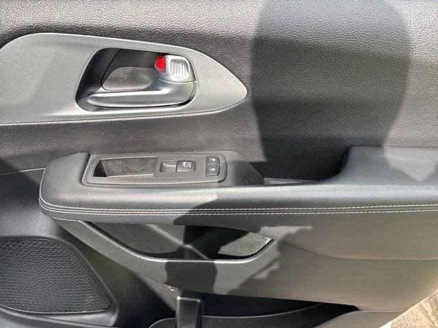 SEMINUEVOS CHRYSLER Pacifica a Estados en autogozo