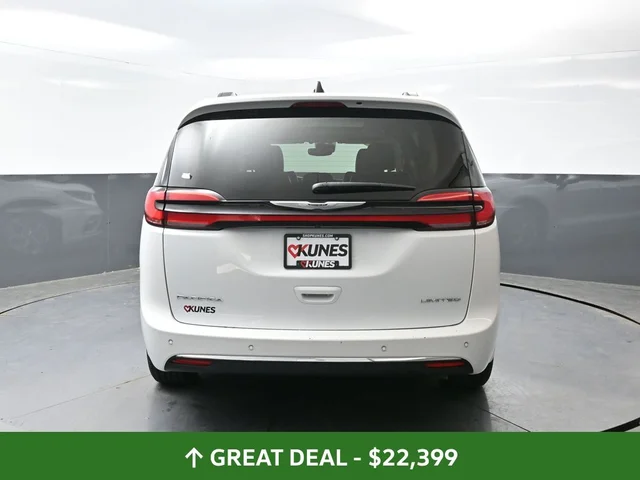 SEMINUEVOS CHRYSLER Pacifica a Estados en autogozo