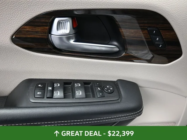 SEMINUEVOS CHRYSLER Pacifica a Estados en autogozo