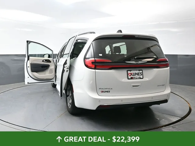 SEMINUEVOS CHRYSLER Pacifica a Estados en autogozo