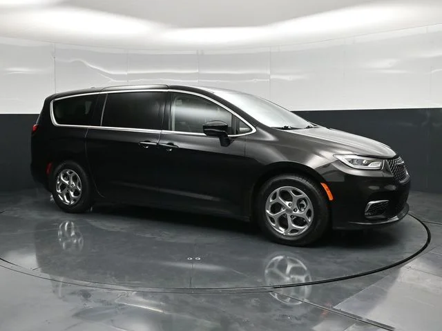 SEMINUEVOS CHRYSLER Pacifica a Estados en autogozo