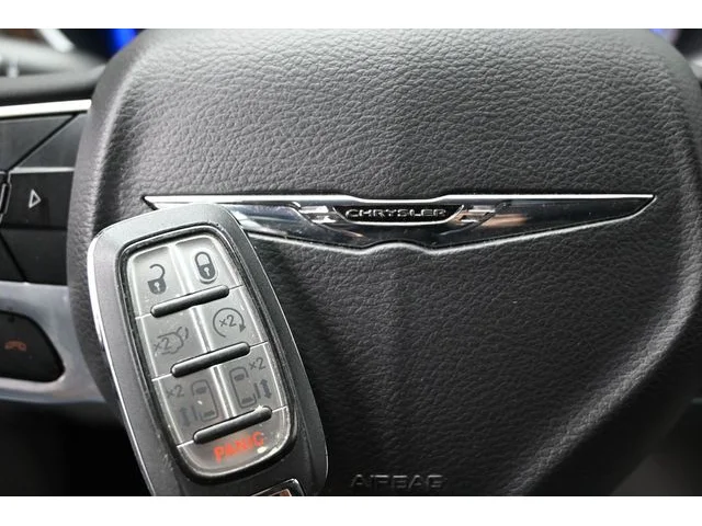 SEMINUEVOS CHRYSLER Pacifica a Estados en autogozo