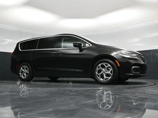 SEMINUEVOS CHRYSLER Pacifica a Estados en autogozo