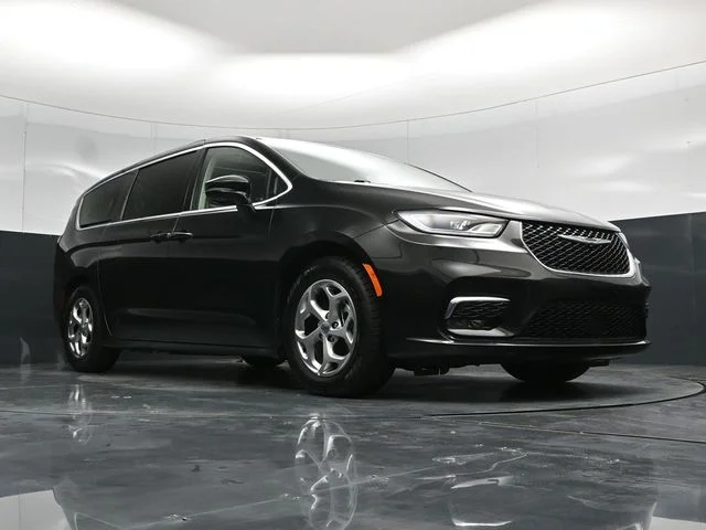 SEMINUEVOS CHRYSLER Pacifica a Estados en autogozo