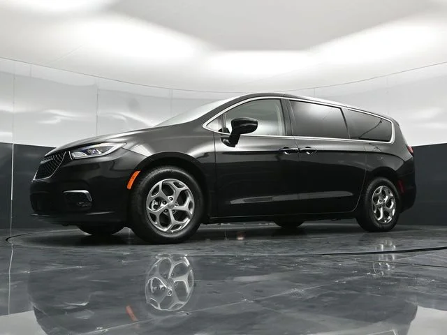 SEMINUEVOS CHRYSLER Pacifica a Estados en autogozo