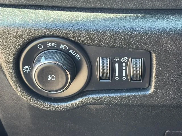 SEMINUEVOS CHRYSLER Pacifica a Estados en autogozo