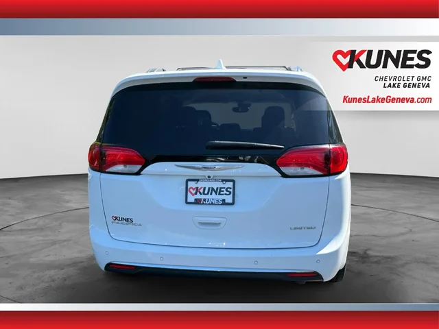 SEMINUEVOS CHRYSLER Pacifica a Estados en autogozo