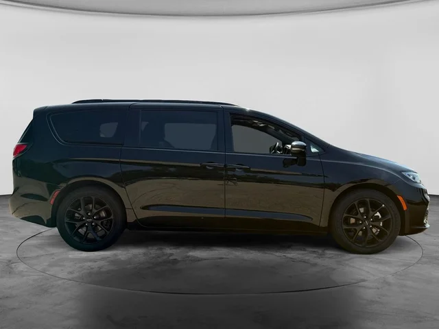 SEMINUEVOS CHRYSLER Pacifica a Estados en autogozo