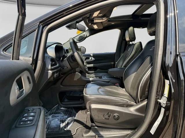 SEMINUEVOS CHRYSLER Pacifica a Estados en autogozo