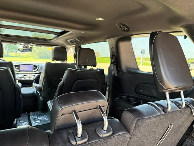 SEMINUEVOS CHRYSLER Pacifica a Estados en autogozo