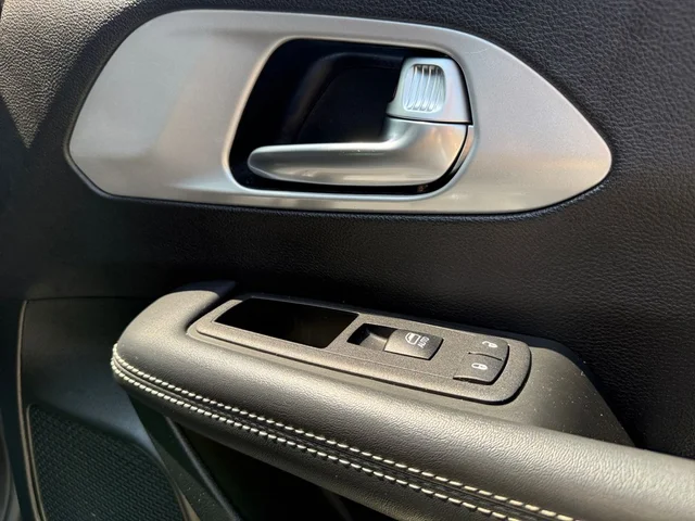 SEMINUEVOS CHRYSLER Pacifica a Estados en autogozo