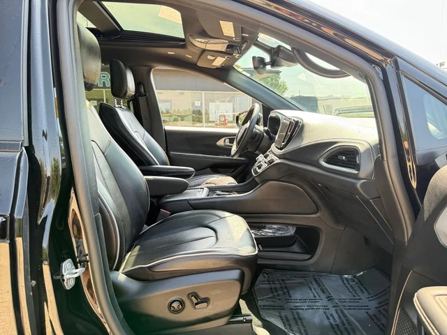 SEMINUEVOS CHRYSLER Pacifica a Estados en autogozo