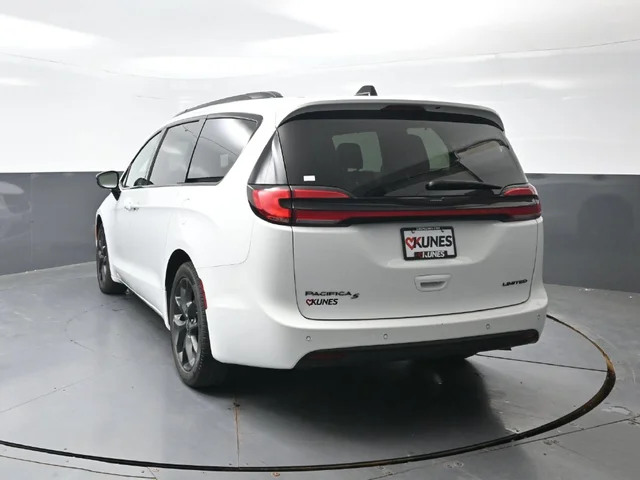 SEMINUEVOS CHRYSLER Pacifica a Estados en autogozo