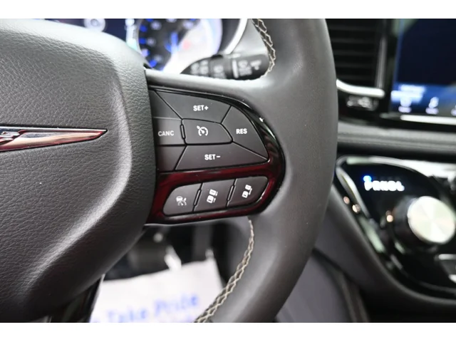 SEMINUEVOS CHRYSLER Pacifica a Estados en autogozo