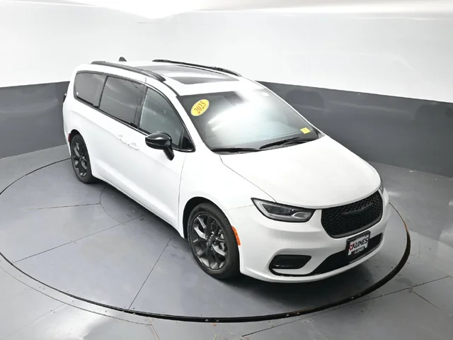 SEMINUEVOS CHRYSLER Pacifica a Estados en autogozo