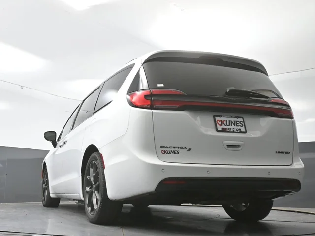 SEMINUEVOS CHRYSLER Pacifica a Estados en autogozo