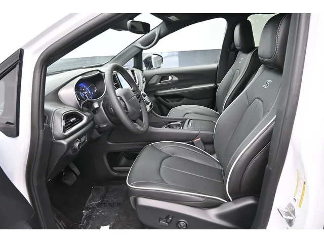 Nuevos CHRYSLER PACIFICA à Estados chez autogozo