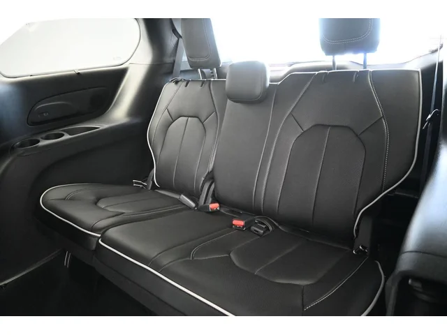 Nuevos CHRYSLER PACIFICA à Estados chez autogozo