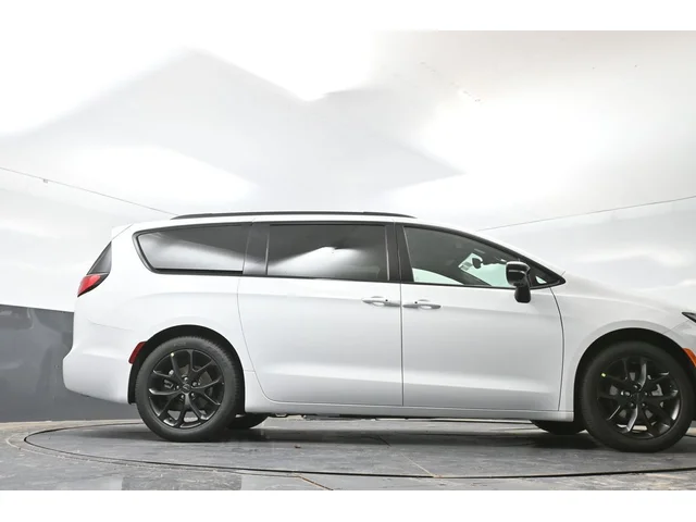 Nuevos CHRYSLER PACIFICA à Estados chez autogozo