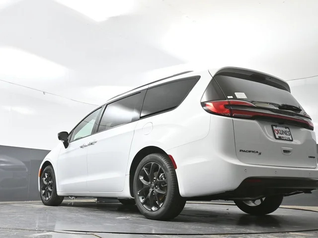 Nuevos CHRYSLER PACIFICA à Estados chez autogozo