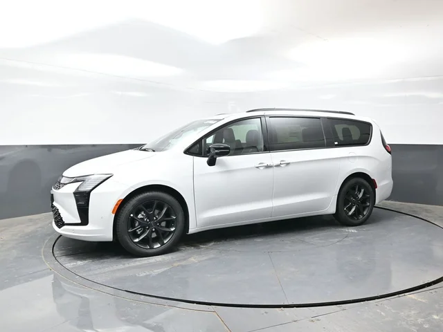 Nuevos CHRYSLER PACIFICA à Estados chez autogozo