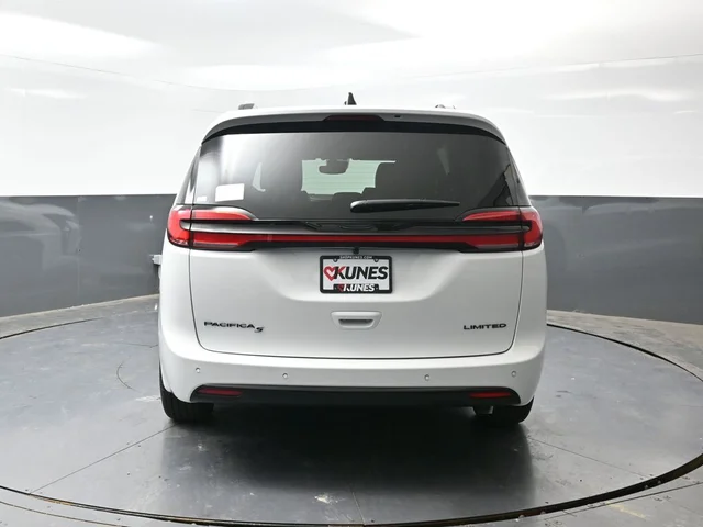 Nuevos CHRYSLER PACIFICA à Estados chez autogozo