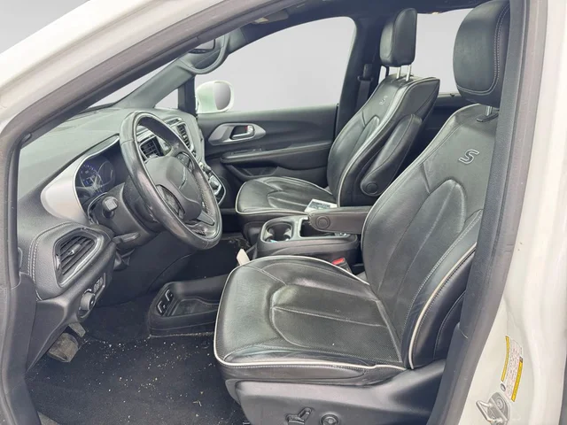 SEMINUEVOS CHRYSLER Pacifica a Estados en autogozo