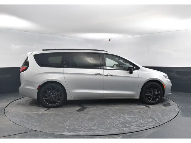 Nuevos CHRYSLER PACIFICA à Estados chez autogozo