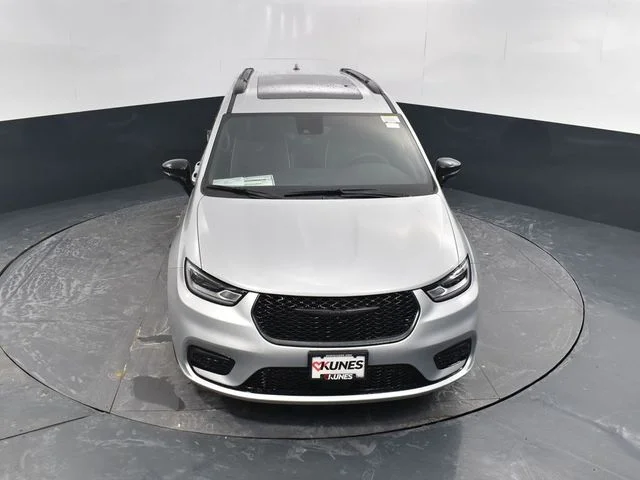 Nuevos CHRYSLER PACIFICA à Estados chez autogozo