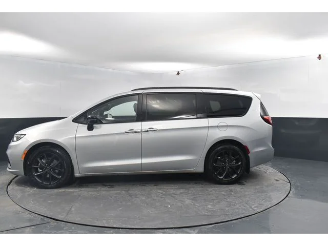 Nuevos CHRYSLER PACIFICA à Estados chez autogozo