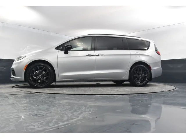 Nuevos CHRYSLER PACIFICA à Estados chez autogozo