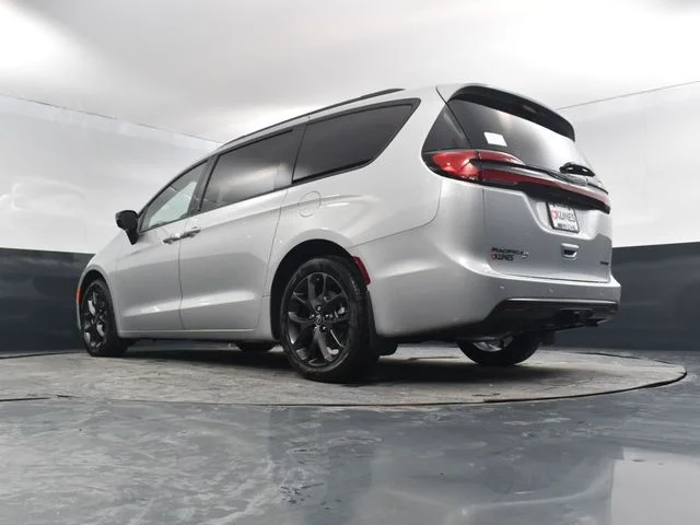 Nuevos CHRYSLER PACIFICA à Estados chez autogozo