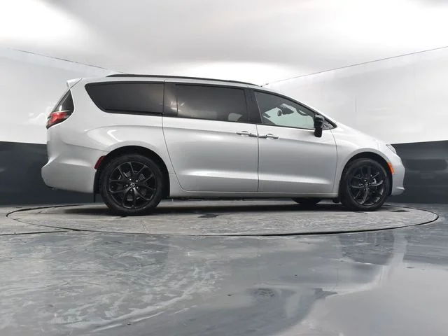 Nuevos CHRYSLER PACIFICA à Estados chez autogozo