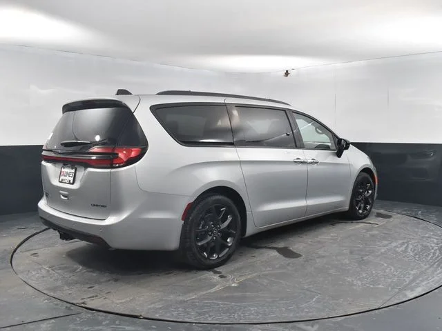 Nuevos CHRYSLER PACIFICA à Estados chez autogozo