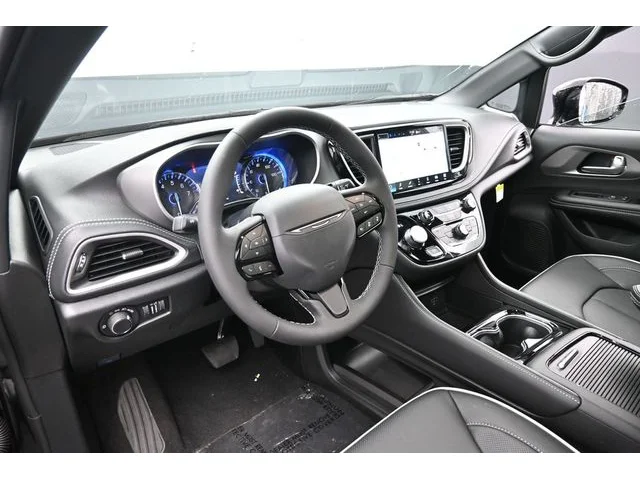 Nuevos CHRYSLER PACIFICA à Estados chez autogozo