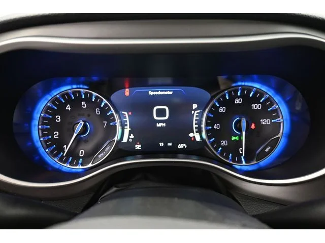 Nuevos CHRYSLER PACIFICA à Estados chez autogozo
