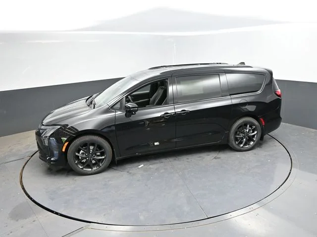 Nuevos CHRYSLER PACIFICA à Estados chez autogozo